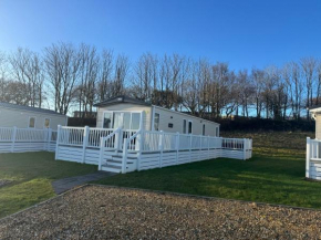 Wallows lodge with Hot Tub